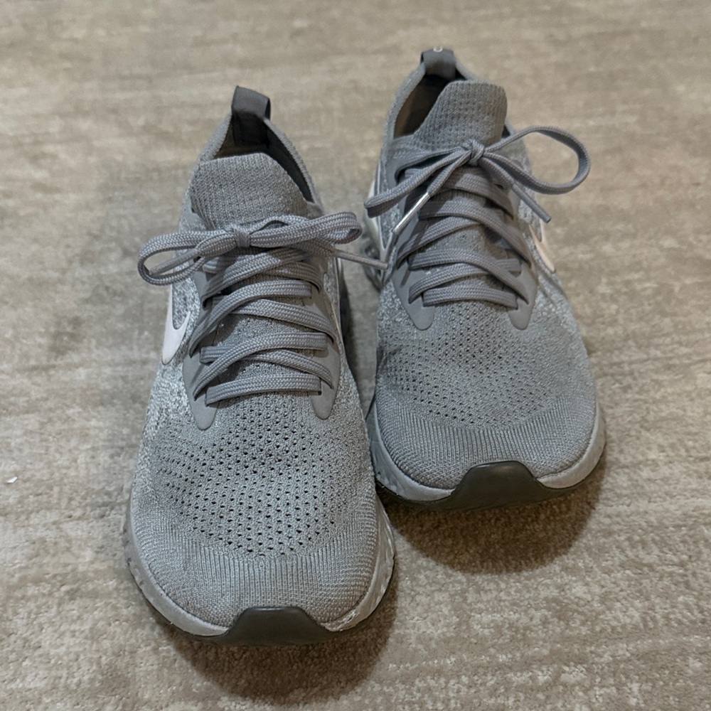 Nike Light Gray Athletic Sneakers - Picture 2 of 3